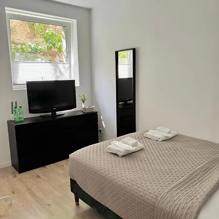 Apagado Quarto em Acomodações Particulares *