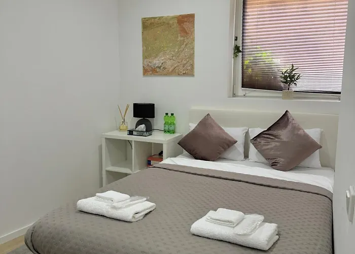 Apagado Quarto em Acomodações Particulares *